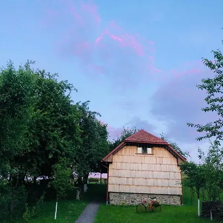 еко дім з соломи Dom wakacyjny