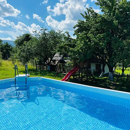 Casa de Férias еко дім з соломи *