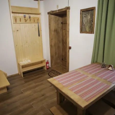 еко дім з соломи