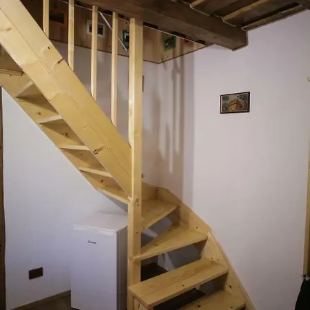 еко дім з соломи *