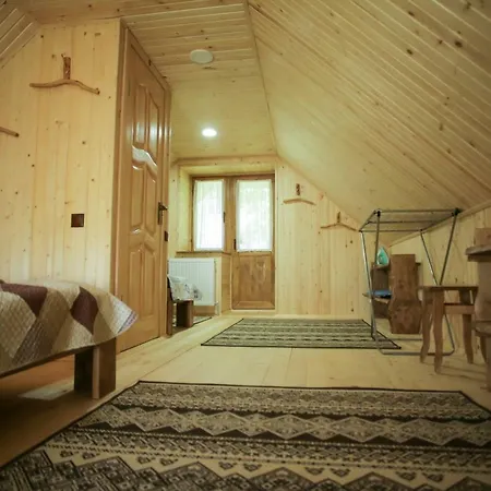 еко дім з соломи Solochin