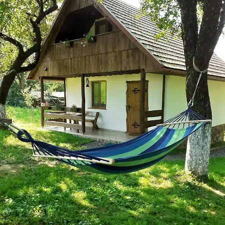 еко дім з соломи Nyaraló *