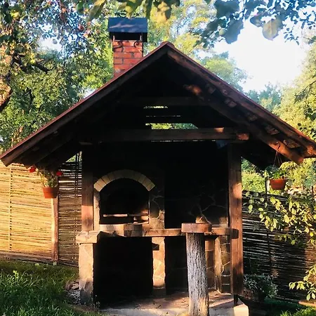 еко дім з соломи Soločin
